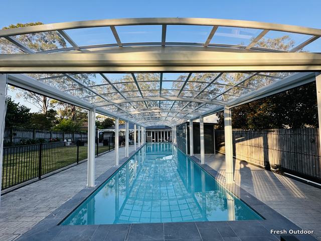 Fresh Outdoor project: Pool enclosure roof